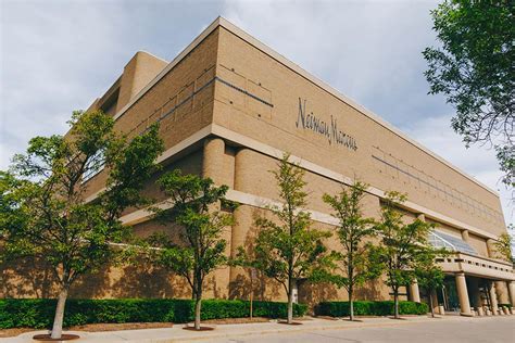 Neiman Marcus troy michigan